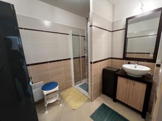 Bel Appartement T3 avec Grande Terrasse à Gruissan - Proche Plage du Grazel - FR-1-784-6 - Gruissan - 4