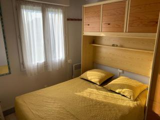Chalet confortable à 400 m de la plage avec 3 chambres et terrasse – 6 couchages - FR-1-784-8 - Gruissan - 2