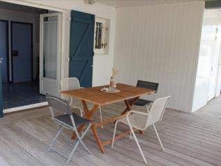 Chalet à 200m de la plage - Terrasse, TV, Parking, 4 Couchages - Option Étages, 12 Couchages - FR-1-784-22 - Gruissan - 9