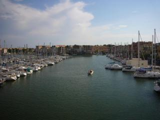 Studio cosy avec loggia et parking privé - Proche port et commerces - FR-1-784-19 - Gruissan - 1