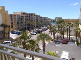 Oceanview Efficiency T402 - Myrtle Beach - 7