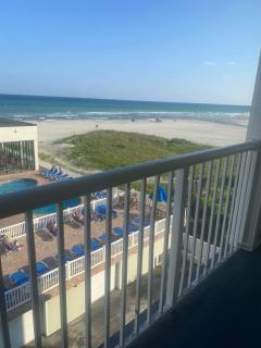 Walking distance to ocean Annie’s - shore drive - private beach - Myrtle Beach - 4