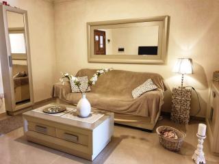 2 Bedroom Apartment Close to Centre & Seafront - St Paul's Bay - 3