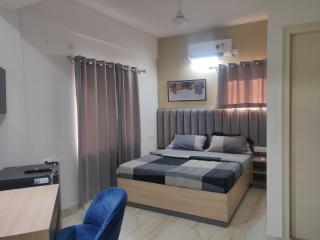Collection O Local Square Karle Town - Bangalore - 5