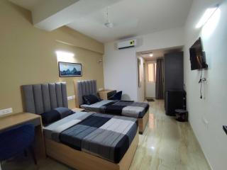 Collection O Local Square Karle Town - Bangalore - 4