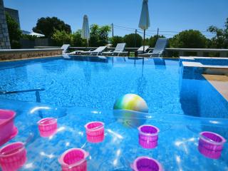 Villa CostaMare - enjoy lazy days on the private Pool-Jacuzzi - Pefkos di Rodi - 7
