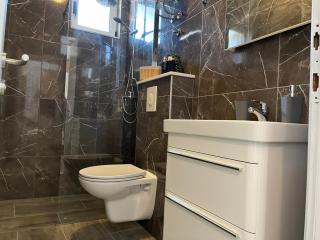 Apartment Makarska M&I, FREE PRIVATE PARKING - Makarska - 2