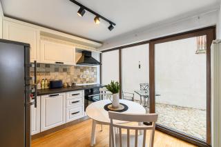 Ceahlau Cozy House with Terrace, Bbq & Free Parking - Braşov - 6