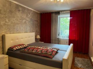 Comfort Apartment Near Messe Hannover - 6