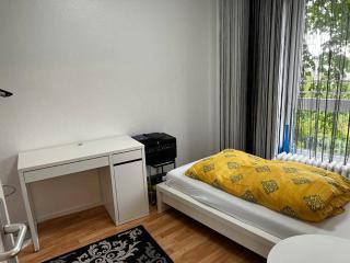 Comfort Apartment Near Messe Hannover - 2