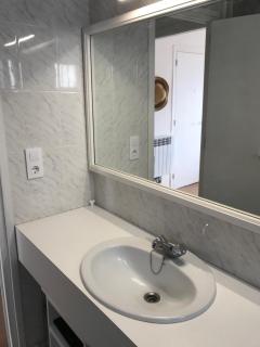 Stunning sea views from luxury 4 bed apartment close to beach at Cap Ras - 8