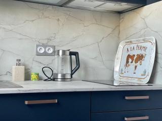 Le Cloître by Melrose - 2