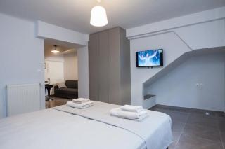 Charming Urban Oasis 1BR Apt near Megaro Mousikis - Atene - 3