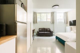 Snug studio apartment with shared garden IV - Atene - 4