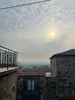 ΠΟΛΥΞΕΝΗ -ΕΚΑΒΗ - 8