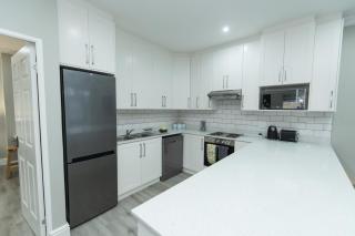 9 On Oak Luxury One Bedroom - Gqeberha - 2