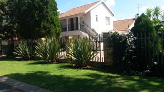 Magnolia Guesthouse & coffeeshop - Vaalpark - 0