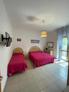 Sperlonga Apartments - Private Beach Street - 1