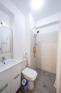 The GOLDEN STUDIO - with free Gym - Bucarest - 7