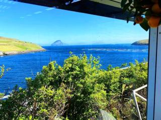 Oceanfront View Country House - (Airport 10 min.) - Sandavágur - 6