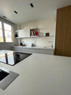 Stylish modern large 2 Bedrooms 5 min close to Paris - 4
