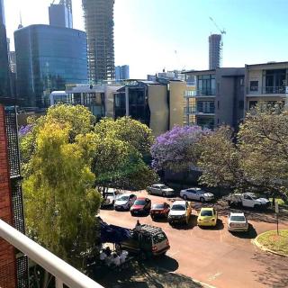 Luxury Spacious City Apartment near Kings Park - Perth - 8