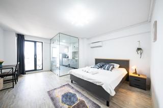 YUSUF Studio NERVA TRAIAN parking free - 0