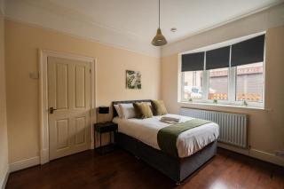 4BR Jubilee House Contractor Stay 7 Guests - Eston - 6