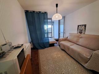 Studio en Rez-de-Chaussée avec Terrasse Spacieuse et Parking Privé à Marseillan - FR-1-326-814 - 3