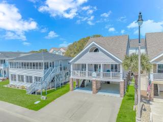 Stunning and Spacious 3 Bedroom House with Fireplace! Steps From the Ocean- Memory at the Sea! - Myrtle Beach - 6