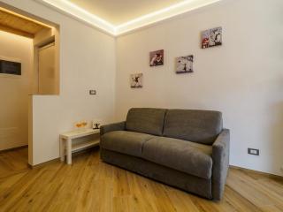 Macaia Apartment with AC - 1