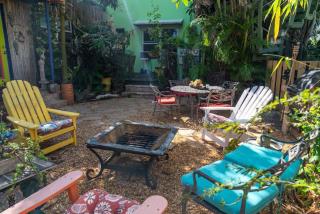 Hidden Gem Off Atlantic Ave, Just Steps From Beach - Delray Beach - 1