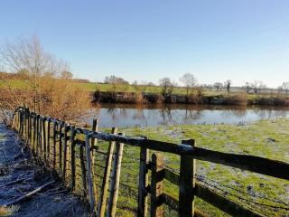 The Barn, Poplar Farm - York - 3
