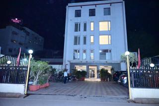 Hotel City Grand Varanasi - Varanasi - 0