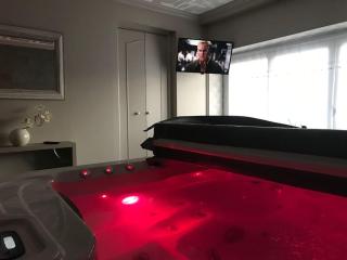 MAISON AVEC JACUZZI PRIVATIF - Cambrai - 0