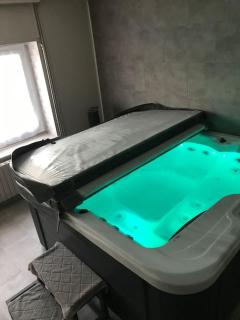 MAISON AVEC JACUZZI PRIVATIF - Cambrai - 6