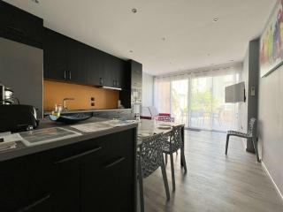 Appartement T2 rénové avec terrasse, climatisation, proche port et plage - 4 couchages, parking inclus - FR-1-229-880 - Gruissan - 8