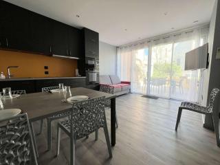 Appartement T2 rénové avec terrasse, climatisation, proche port et plage - 4 couchages, parking inclus - FR-1-229-880 - Gruissan - 6