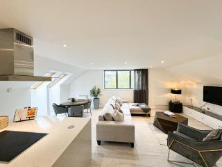 Free Parking - Central - Penthouse - York - 6