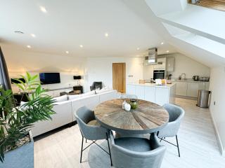 Free Parking - Central - Penthouse - York - 5