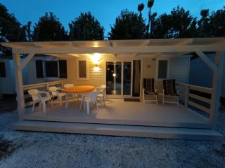 Chalet Camping River Italië met 3 slaapkamers - Ameglia - 8