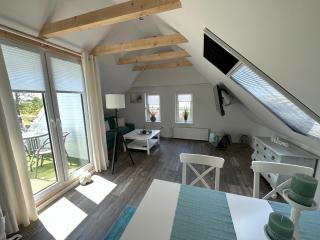Huus an`t Koornfeld Dachgeschosswohnung mit Loggia - Osteel - 0