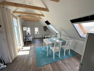Huus an`t Koornfeld Dachgeschosswohnung mit Loggia - Osteel - 9