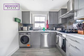 BRAND NEW, 1 Bed 1 Bath, Modern Town Center Apartment, FREE WiFi & Netflix By REDWOOD STAYS - Aldershot - 7