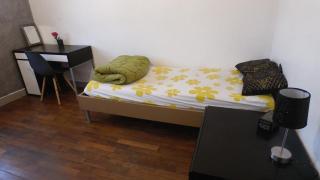 Chambre meublée à St Cyr l École proche Versailles ReR C et toute commodité - Saint-Cyr-lʼÉcole - 5
