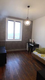 Chambre meublée à St Cyr l École proche Versailles ReR C et toute commodité - Saint-Cyr-lʼÉcole - 3