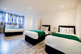 2 bedrooms -parking-very spacious-wifi - Londra - 0