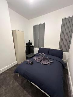 Room in Central London Zone 1 - 2