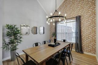 Stylish Spacious Convenient - 6-BD 2 5-BA + Pool - Haltom City - 7