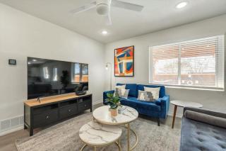 Luxury 4Bed 2Bath Hidden Gem w Backyard Oasis - Fort Worth - 4